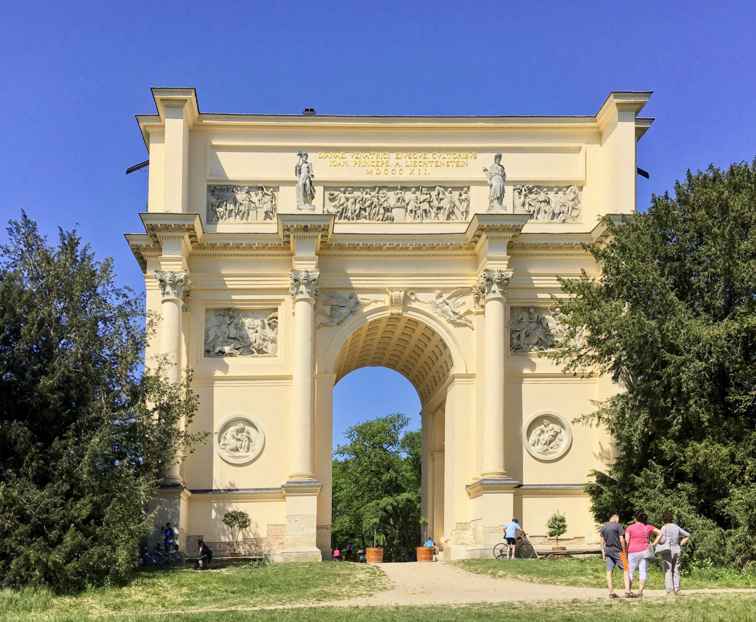 Randezvous – Dianin chrám