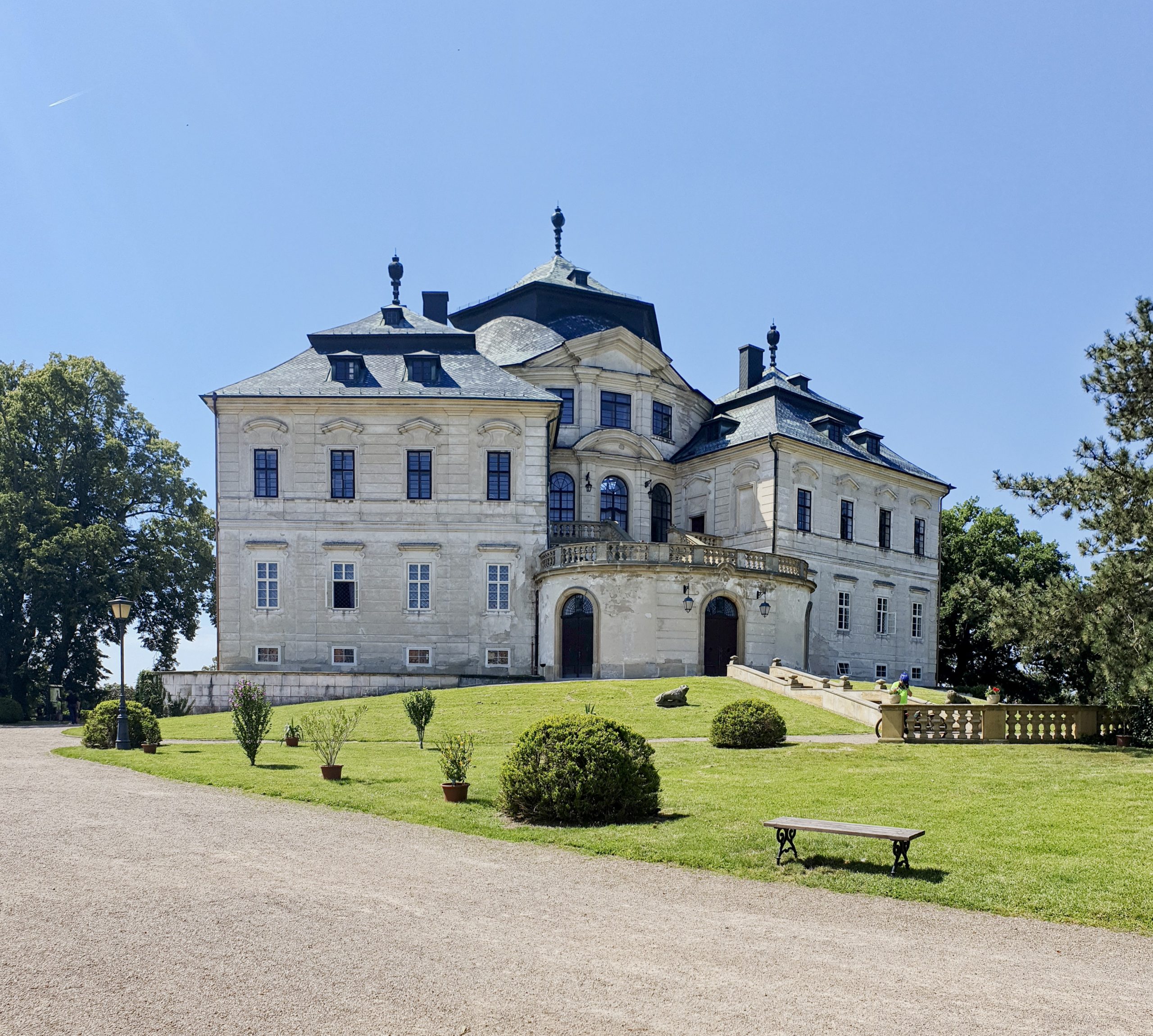 Zámek Karlova Koruna, Chlumec nad Cidlinou